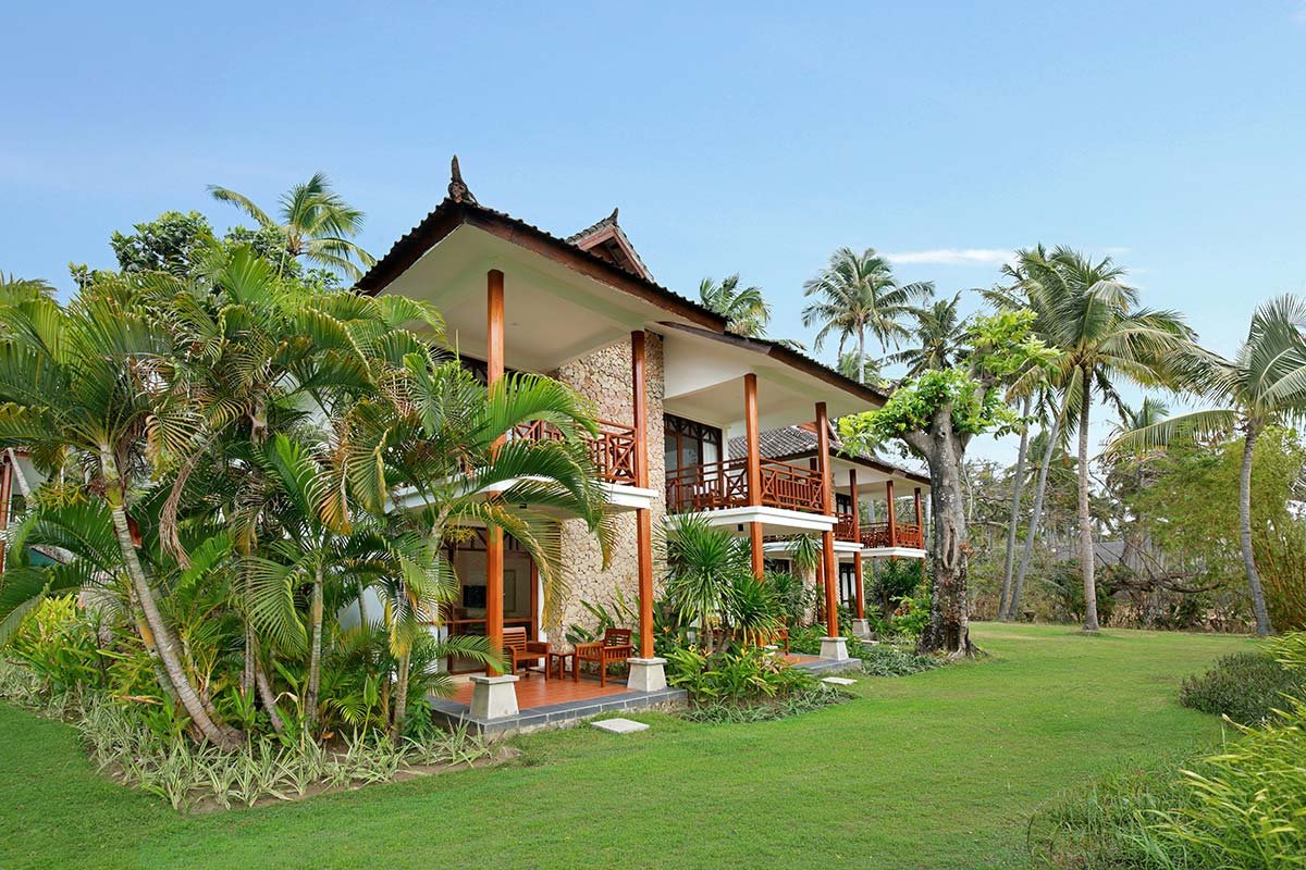 Deluxe Garden Chalet